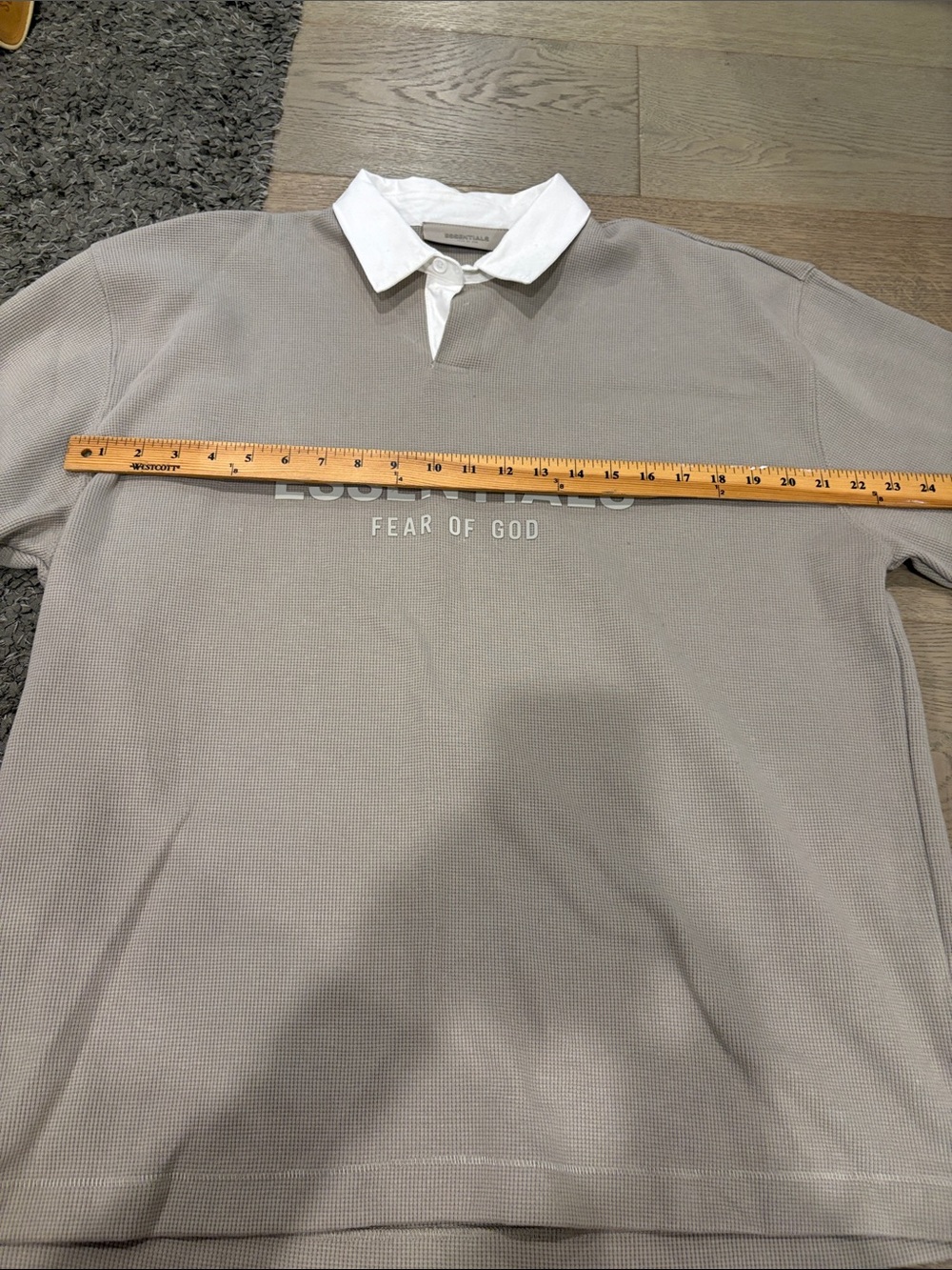 Fear of God ESSENTIALS Beige Rugby Pullover with White Collar - Picture 6 of 15